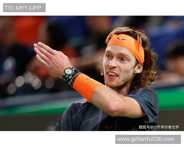 上海网球队在世界锦标赛中以80分稳居积分榜首位 上海网球队在世界锦标赛中以80分稳居积分榜首位