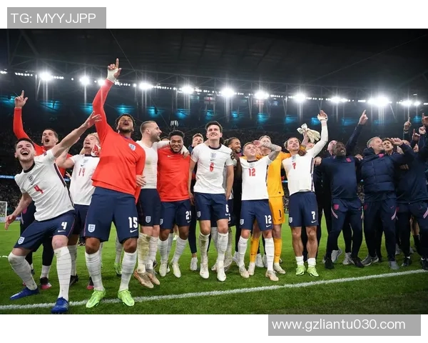 上海篮球队在世界杯中的团队协作表现分析与启示 上海篮球队在世界杯中的团队协作表现分析与启示