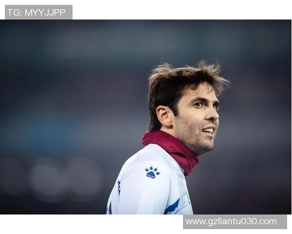 全球足球明星高清图片合集尽在这里一站式欣赏你喜爱的球星风采 全球足球明星高清图片合集尽在这里一站式欣赏你喜爱的球星风采