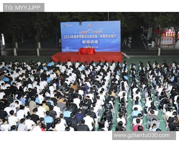 专访黄芳:深入探讨她在排球领域取得成功的秘诀与经验分享 专访黄芳:深入探讨她在排球领域取得成功的秘诀与经验分享